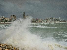 Storm Amy Hits France - Le Havre