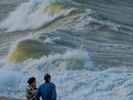 Storm Amy Hits France - Le Havre