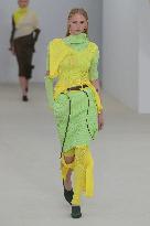 PFW - Issey Miyake Runway