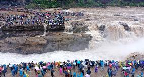 Yellow River Hukou Waterfall
