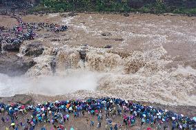 Yellow River Hukou Waterfall