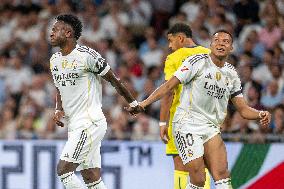 La Liga - Real Madrid v Villarreal Match
