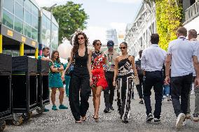 Singapore GP 2025 - Rebecca Donaldson, Alexandra Saint Mleux and Carmen Montero Mund