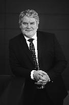 La Baule fiction politique Film Festival. FC