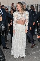 PFW Chloe Outside Arrivals