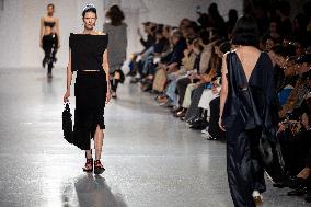 Runway Niccolo Pasqualetti Womenswear - PFW