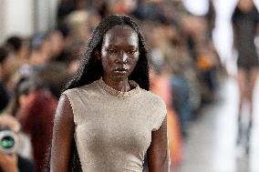 Runway Ottolinger Womenswear - PFW