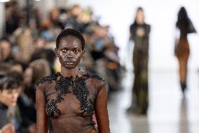 Runway Ottolinger Womenswear - PFW