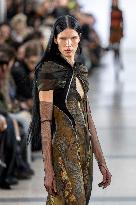 Runway Ottolinger Womenswear - PFW