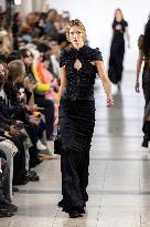 Runway Ottolinger Womenswear - PFW
