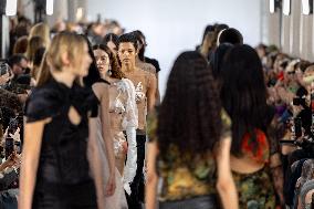 Runway Ottolinger Womenswear - PFW