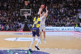BASKET - Serie A2 - Fortitudo Bologna vs UEB Gesteco Cividale