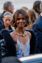 PFW - Chloe Outside Arrivals