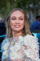 PFW - Chloe Outside Arrivals