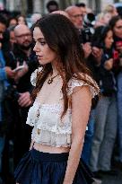 PFW - Chloe Outside Arrivals