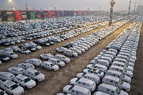 Nanjing Port Vehicles Export