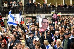 The Tous 7 Octobre Association Organizes A March For Hostages Held By Hamas - Paris