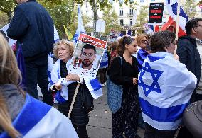 The Tous 7 Octobre Association Organizes A March For Hostages Held By Hamas - Paris