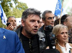 The Tous 7 Octobre Association Organizes A March For Hostages Held By Hamas - Paris