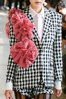 PFW - Shuting Qiu Runway