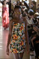 PFW - Shuting Qiu Runway