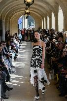 PFW - Shuting Qiu Runway