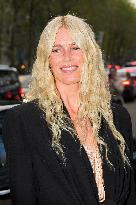 PFW Chloe Outside Arrivals