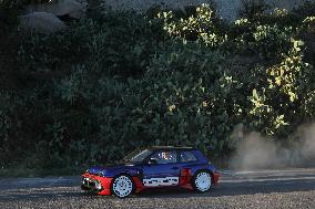 The New Renault 5 Turbo 3E Unveiled On The Calvi Harbour