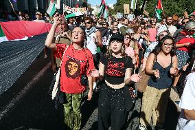 Demonstration In Support Of The Palestinian People - Lisbon
