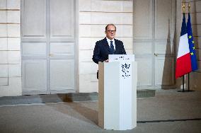 Announcement of The New Government - Paris