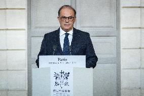 Announcement of The New Government - Paris