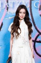 PFW Shiatzy Chen Photocall