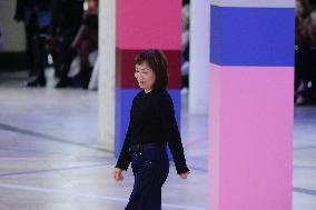 PFW - Shiatzy Chen Runway
