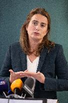 Marine Tondelier gives a press conference - Paris