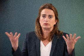 Marine Tondelier gives a press conference - Paris