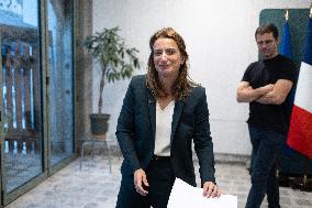Marine Tondelier gives a press conference - Paris