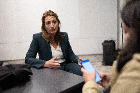 Marine Tondelier gives a press conference - Paris