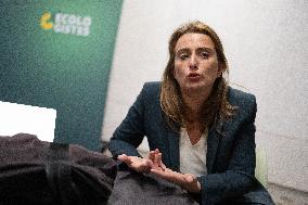 Marine Tondelier gives a press conference - Paris