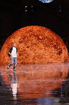 Chanel Runway Fashion Week Paris.FC