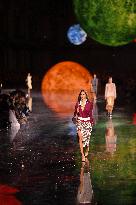 Chanel Runway Fashion Week Paris.FC