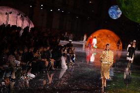 Chanel Runway Fashion Week Paris.FC