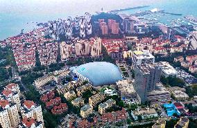 First Fully Enclosed Foundation Pit Air Supported Membrane Structure in Qingdao