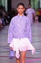 PFW - Shiatzy Chen Runway