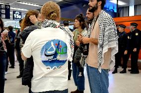 Rima Hassan and activists welcomed at Orly Airport