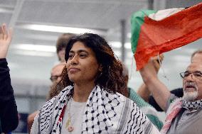 Rima Hassan and activists welcomed at Orly Airport