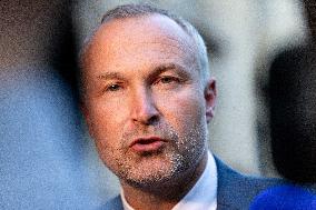 Negotiations in Matignon after Prime Ministers Resignation - Paris AJ