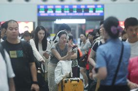 Return Travel Rush of Railway