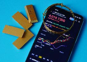 The Spot Price of Gold Reached Record High