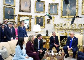 Donald Trump Meets With Mark Carney - DC