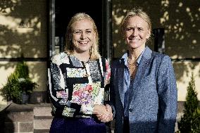 Ulkoministeri Elina Valtonen tapaa Islannin ulkoministerin Thorgerdur Katrin Gunnarsdottirin